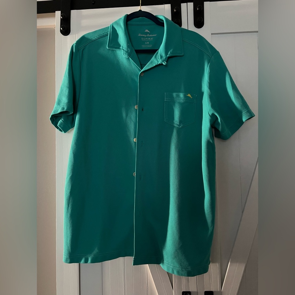 Men’s Tommy Bahama shirt